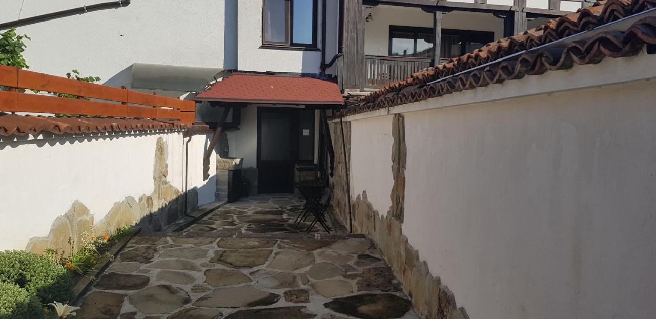 Часовника Hotell Trjavna Eksteriør bilde
