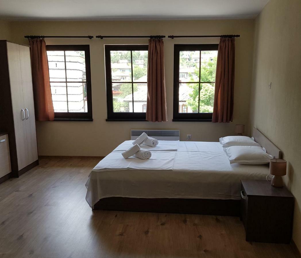Часовника Hotell Trjavna Eksteriør bilde