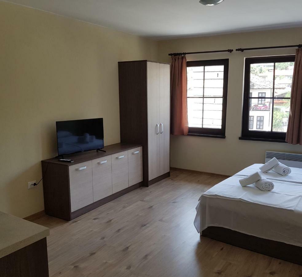 Часовника Hotell Trjavna Eksteriør bilde