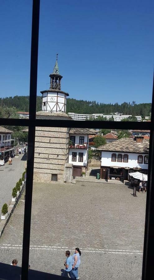 Часовника Hotell Trjavna Eksteriør bilde