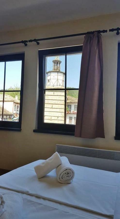 Часовника Hotell Trjavna Eksteriør bilde